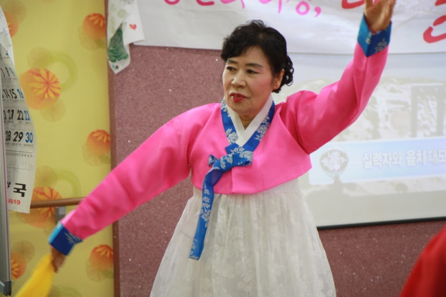 2016 황혼의여정 나빌레라 ~!! 봉사활동  섬네일 파일