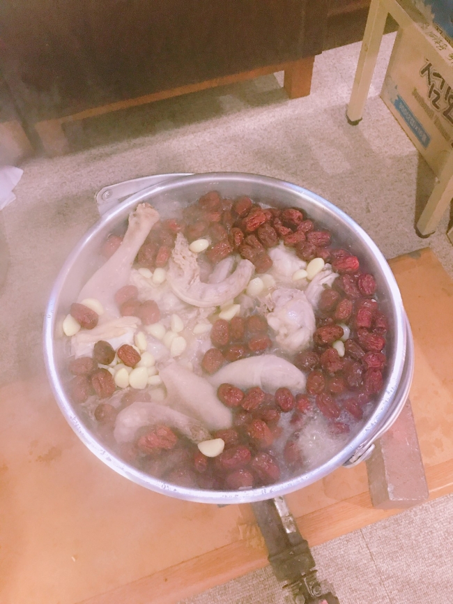 얌전한고양이와 동네부뚜막  섬네일 파일