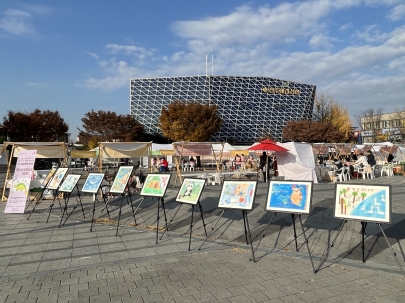 우아생활문화센터 그림 전시 with 시민장터 섬네일 파일